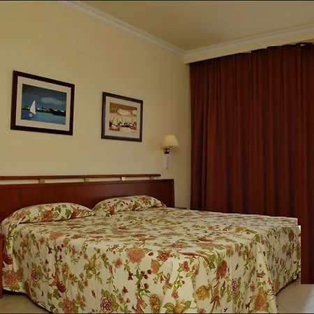 Cesar Augustus Hotel 3*