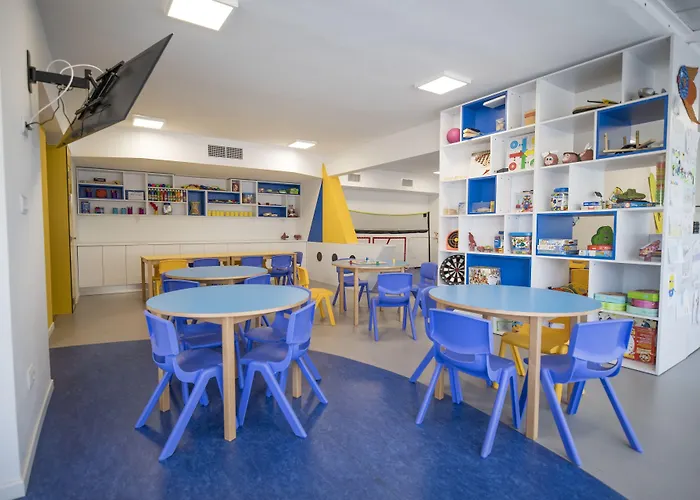 Отель Cesar Augustus Камбрильс