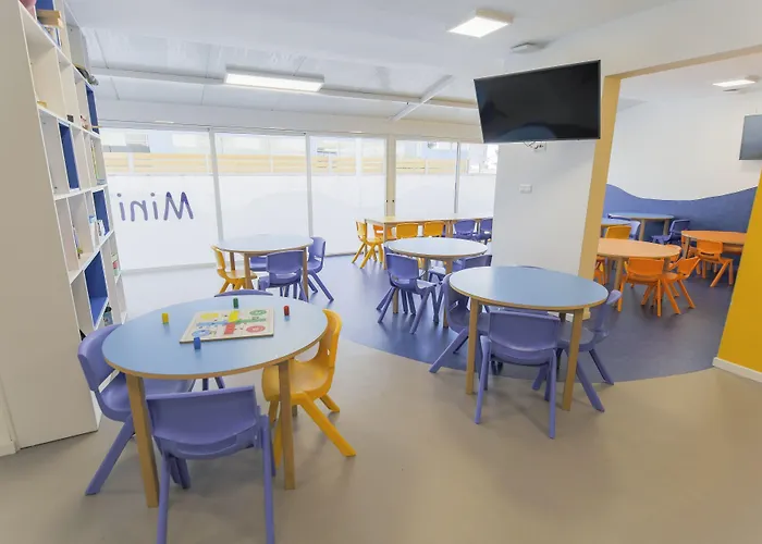 Cesar Augustus 3* Камбрильс