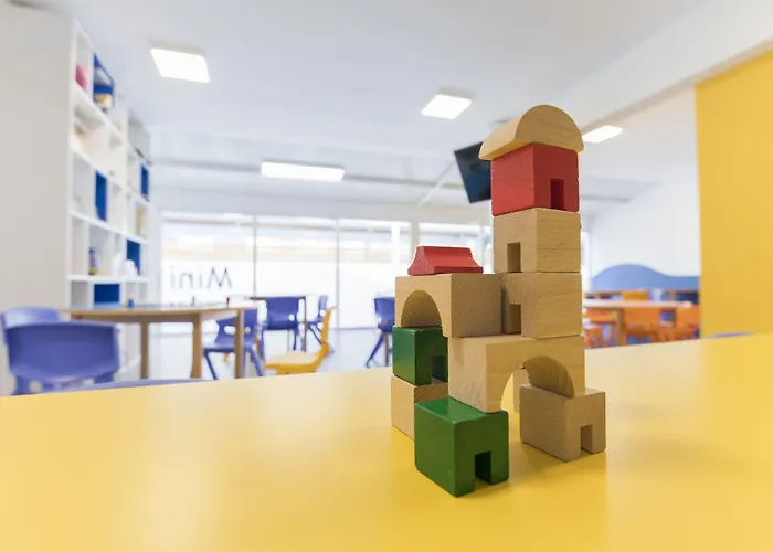 Отель Cesar Augustus