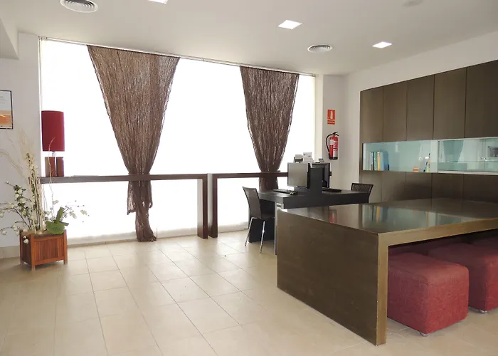 Cesar Augustus 3* Камбрильс