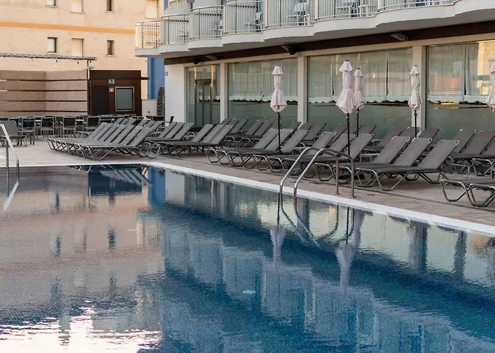 Cesar Augustus 3* Камбрильс